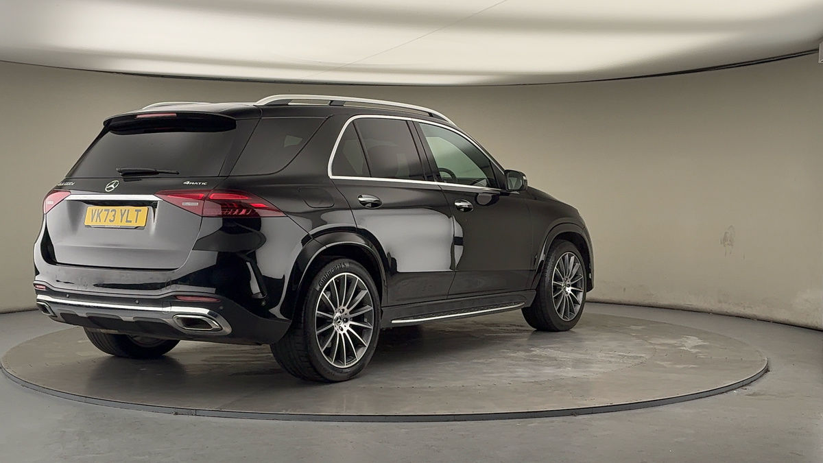 More views of Mercedes-Benz GLE