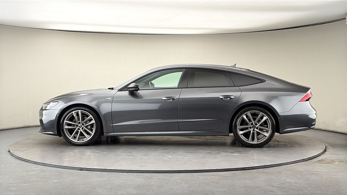 More views of Audi A7