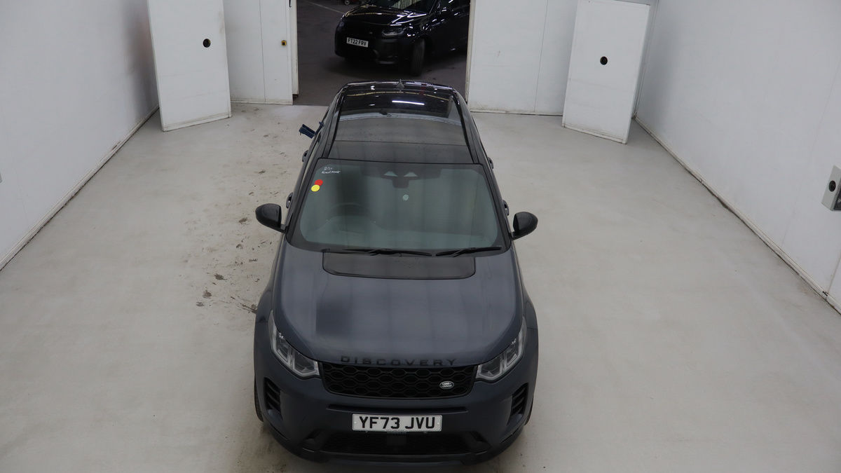Land Rover Discovery Sport Image 7