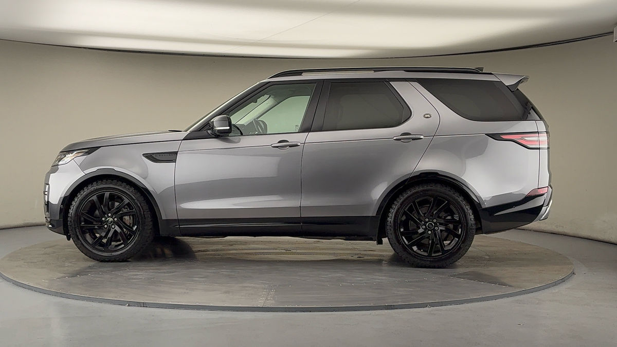 More views of Land Rover Discovery