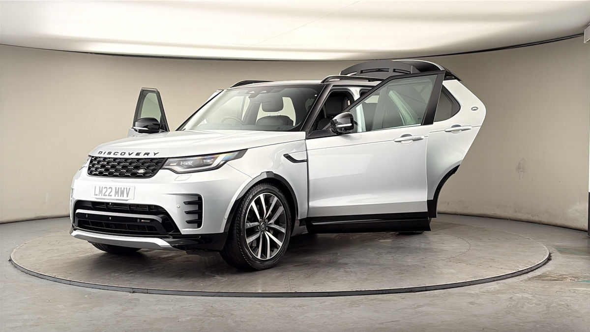 More views of Land Rover Discovery
