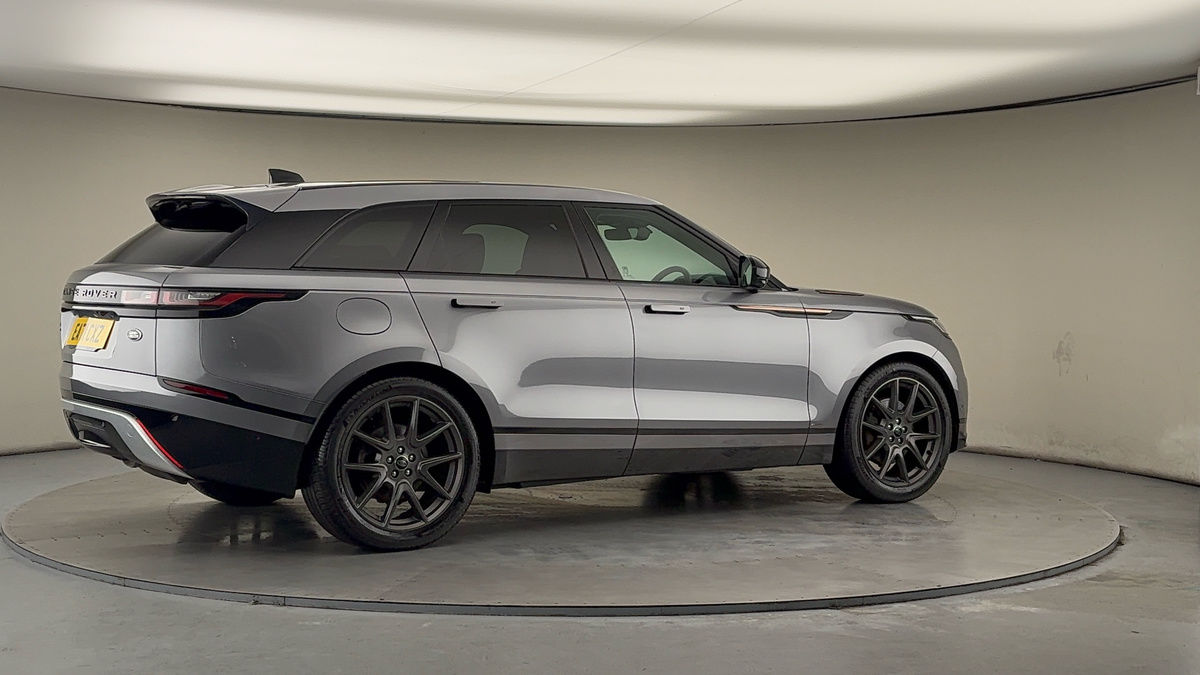 More views of Land Rover Range Rover Velar