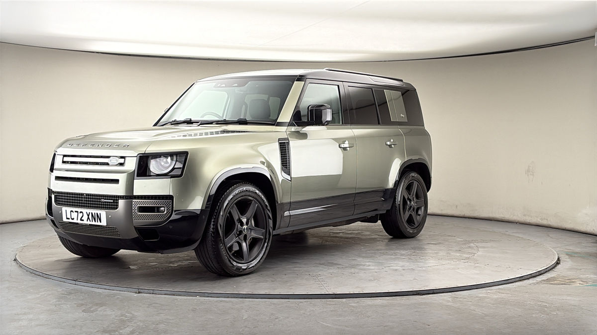 More views of Land Rover Defender 110