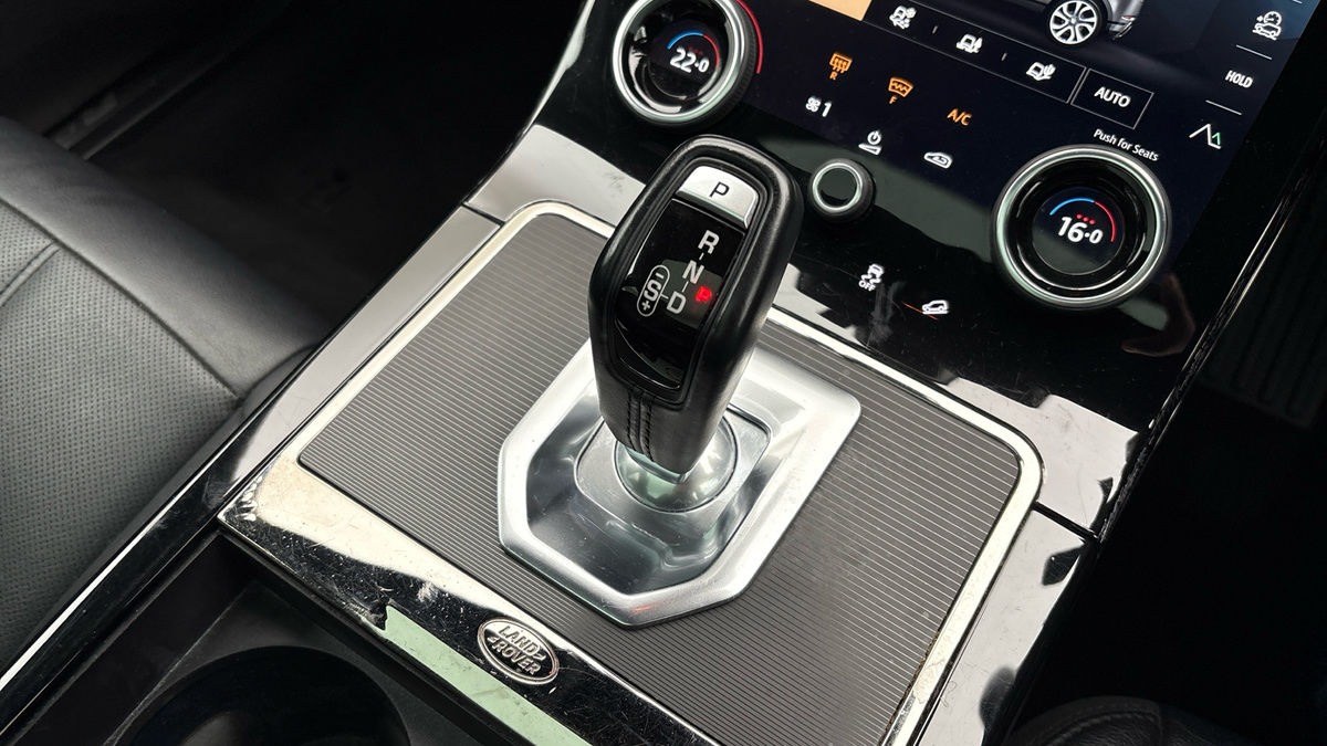 Land Rover Range Rover Evoque Image 25