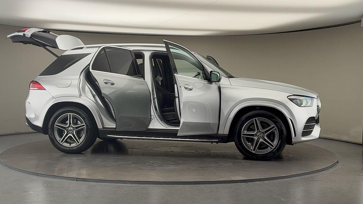 More views of Mercedes-Benz GLE