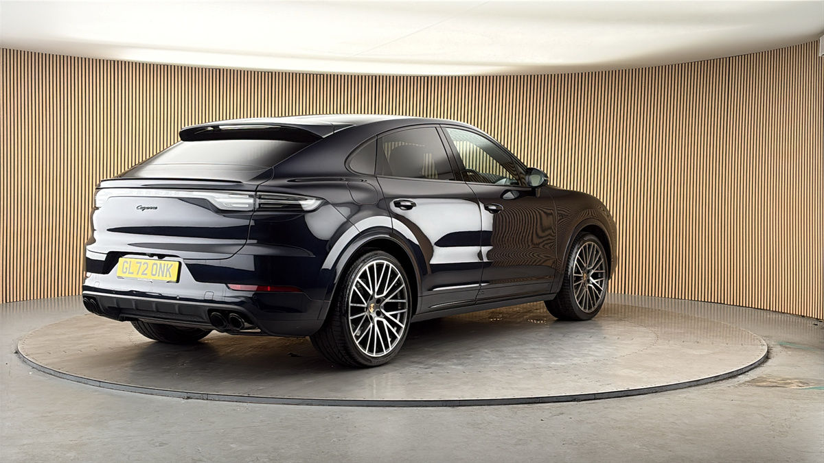 More views of Porsche Cayenne