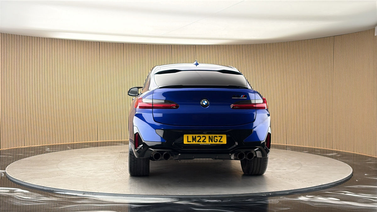 More views of BMW X4 M