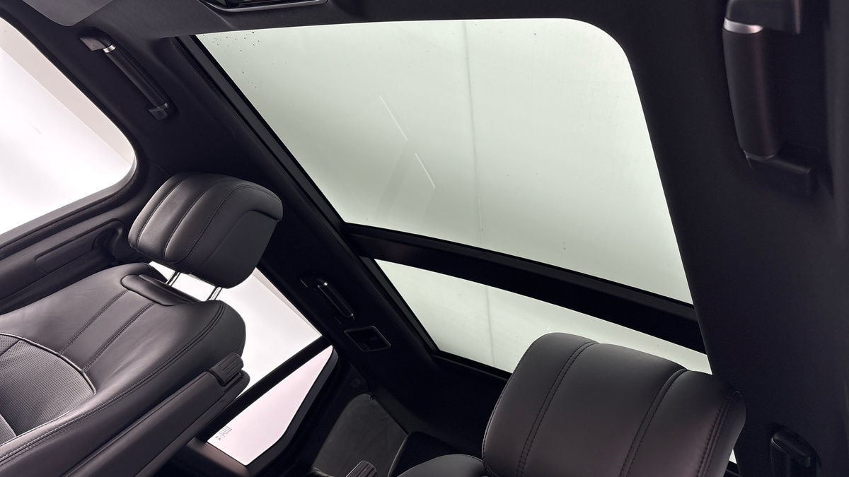 Land Rover Range Rover Image 6