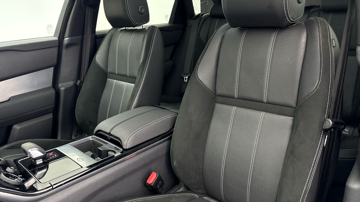 Land Rover Range Rover Velar Image 7