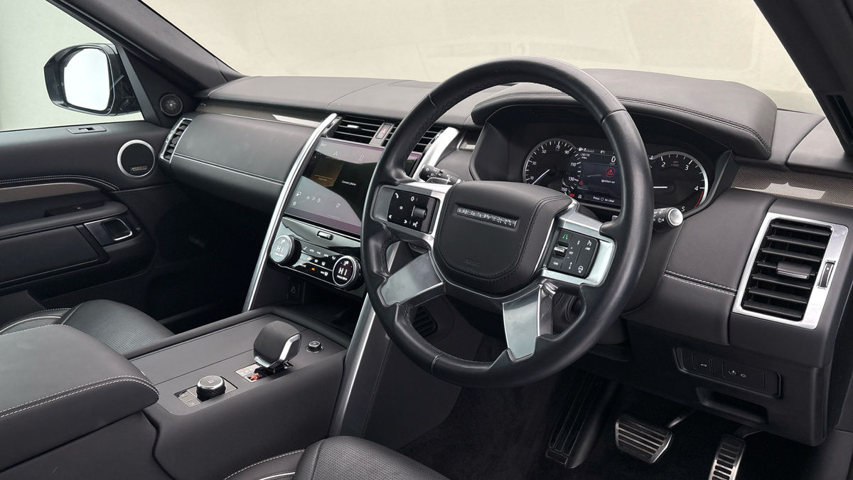Land Rover Discovery Image 5