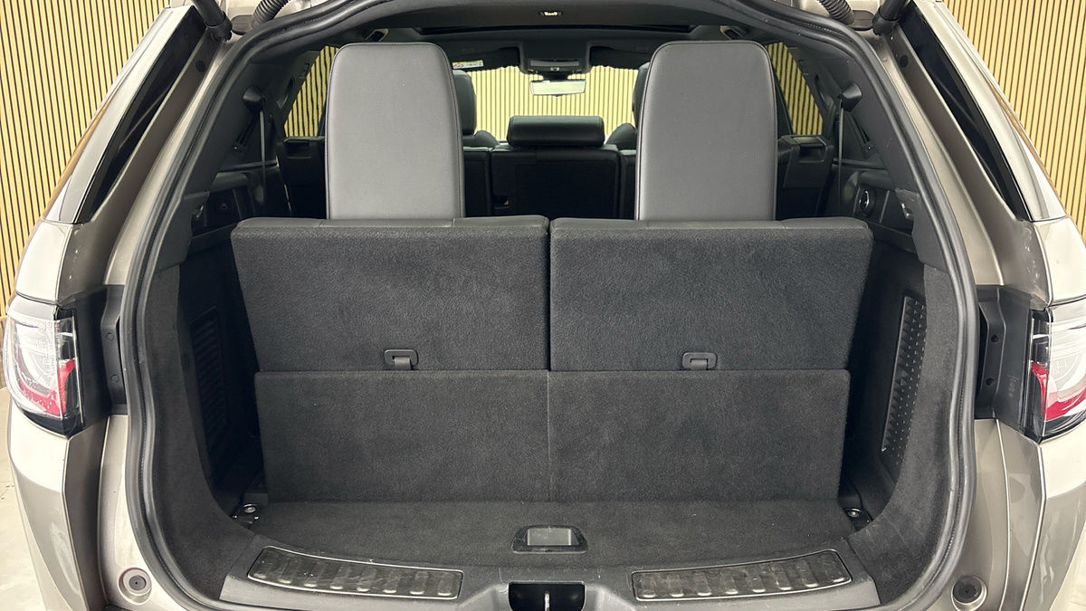 Land Rover Discovery Sport Image 11