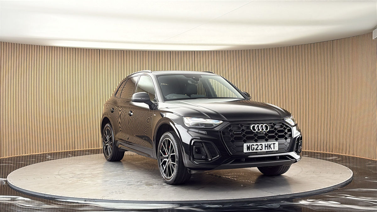 More views of Audi Q5