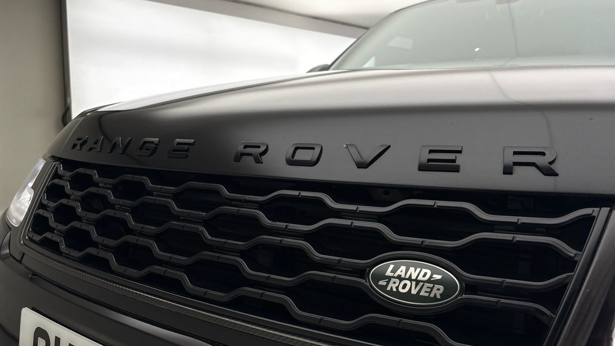 Land Rover Range Rover Sport Image 24