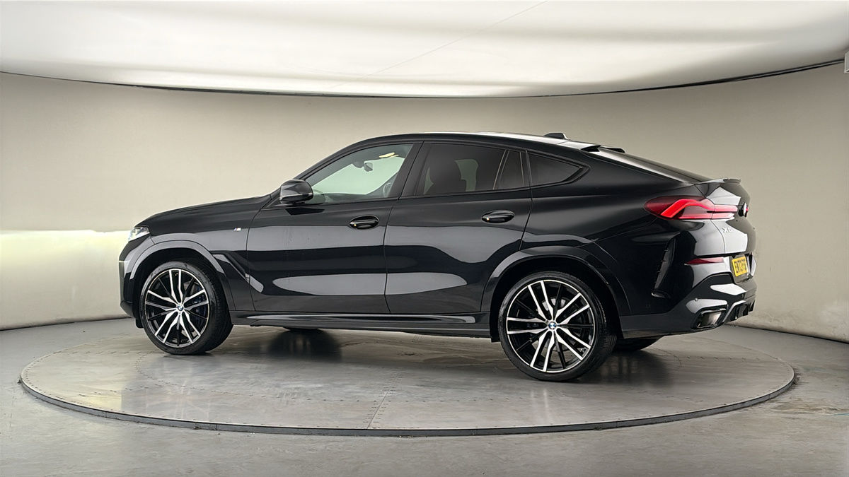 More views of BMW X6