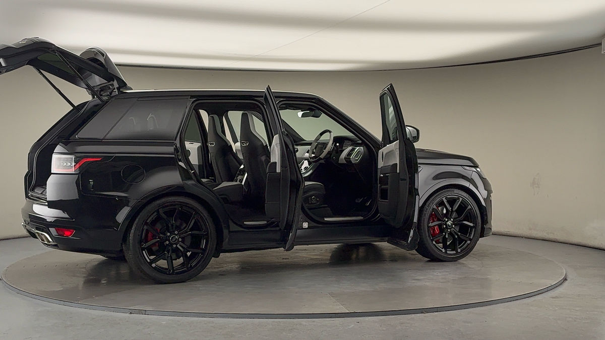 More views of Land Rover Range Rover Sport