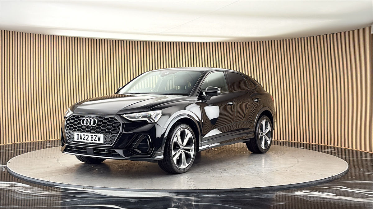 More views of Audi Q3