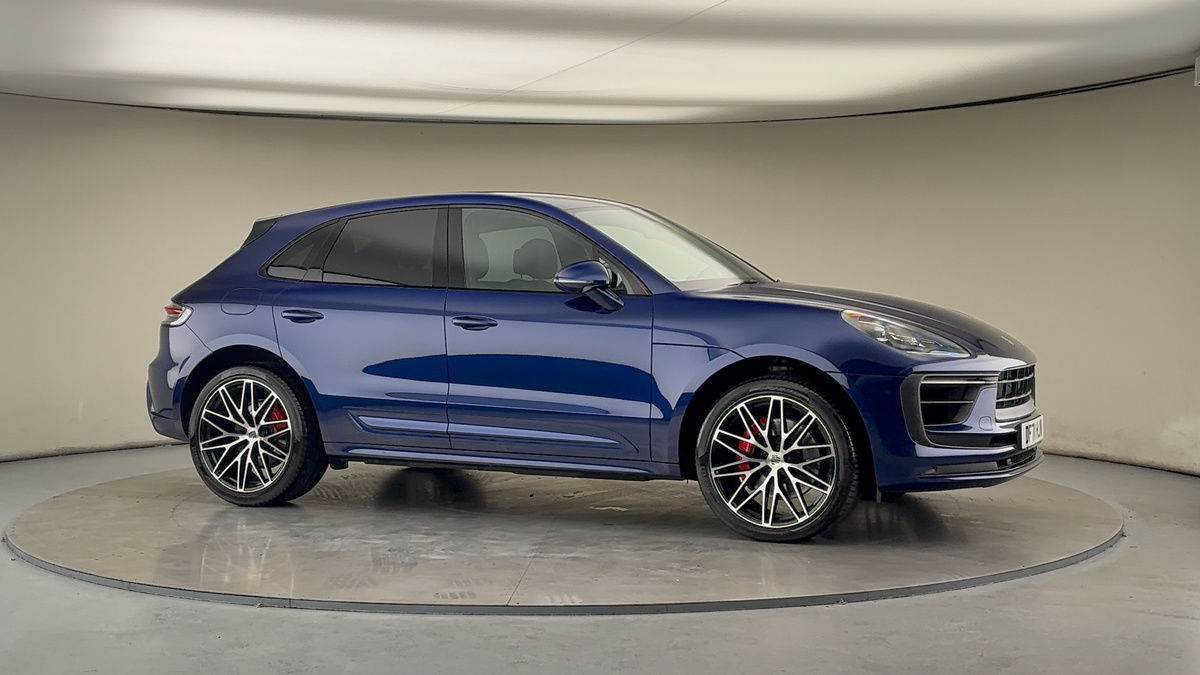 More views of Porsche Macan
