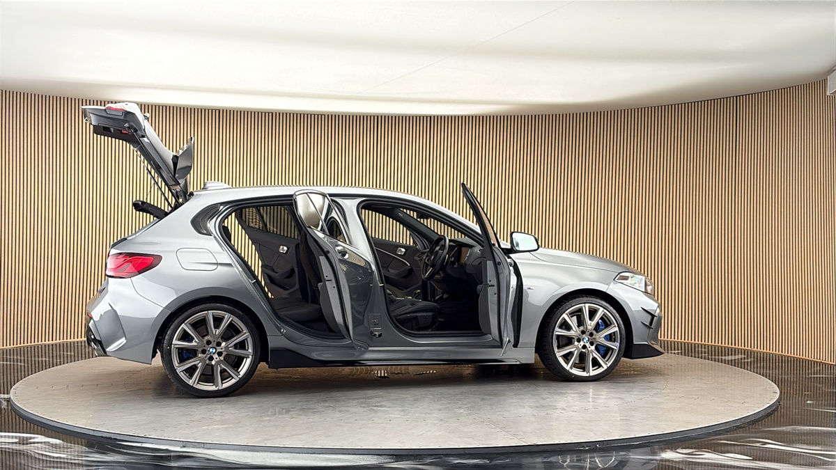 More views of BMW 1 Series