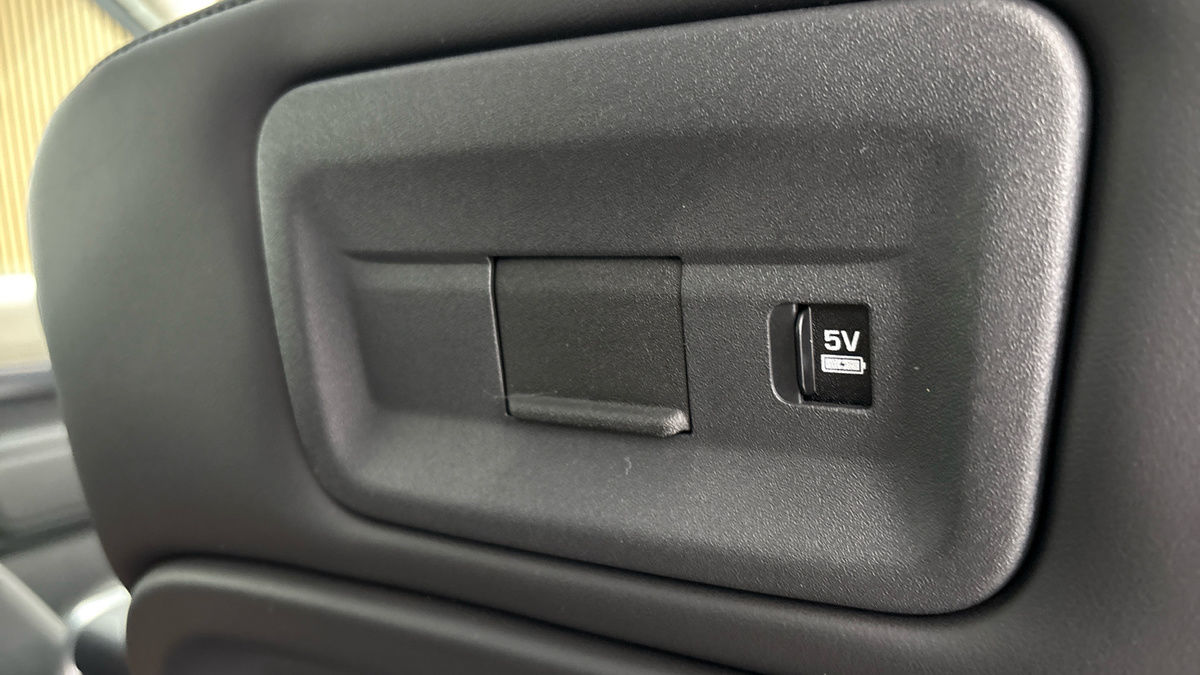Land Rover Discovery Image 37