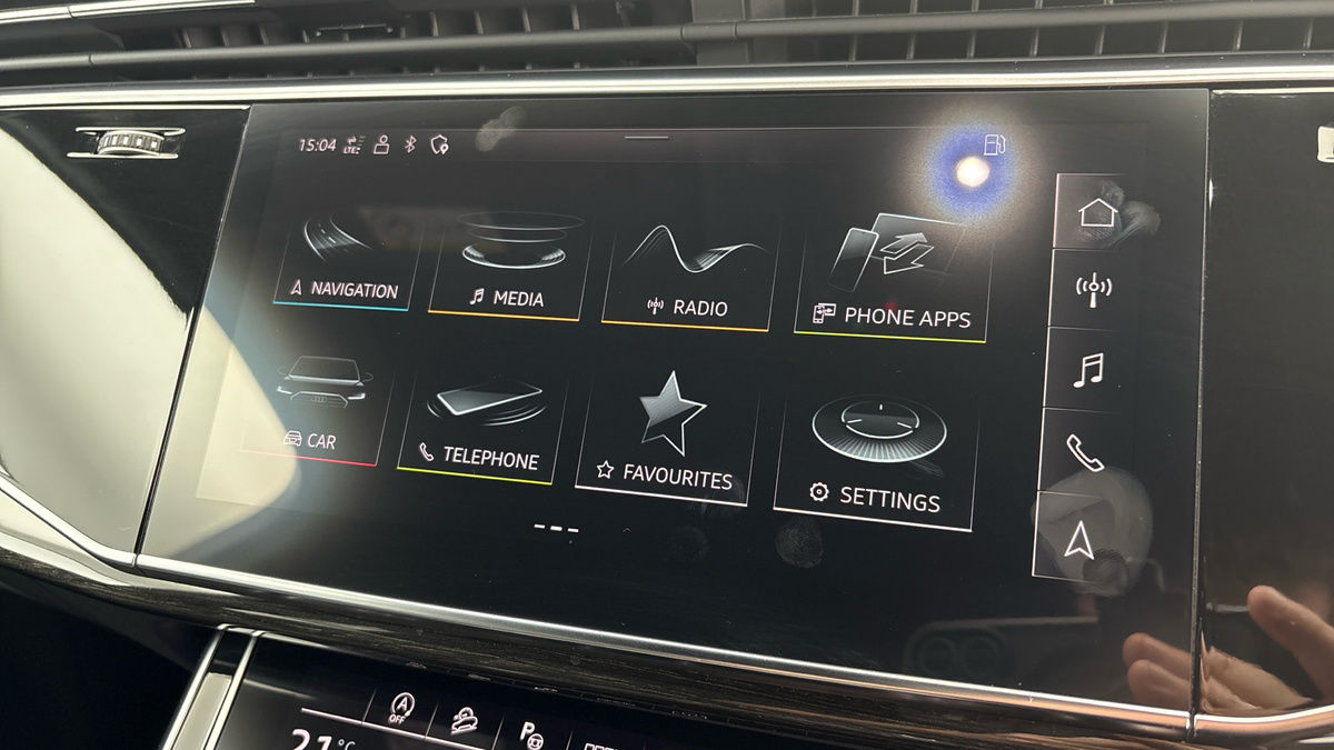 Audi Q7 Image 33