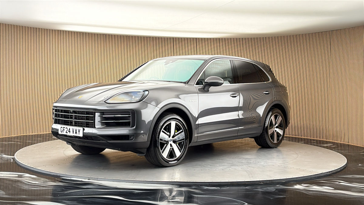 Porsche Cayenne Image 20