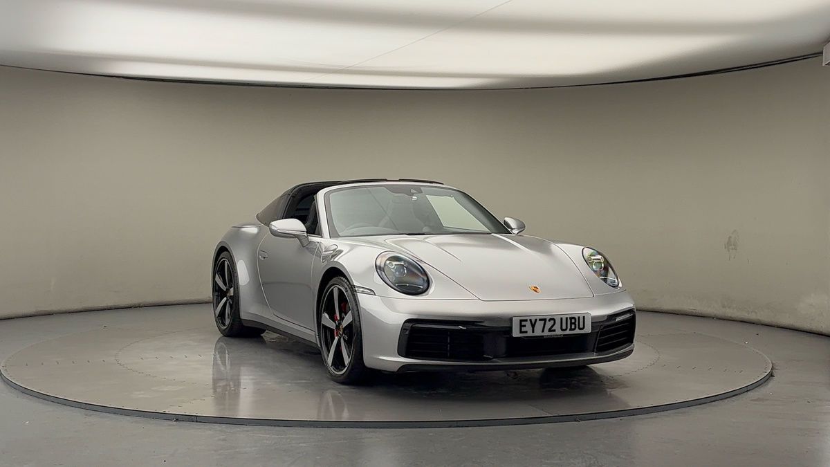 More views of Porsche 911