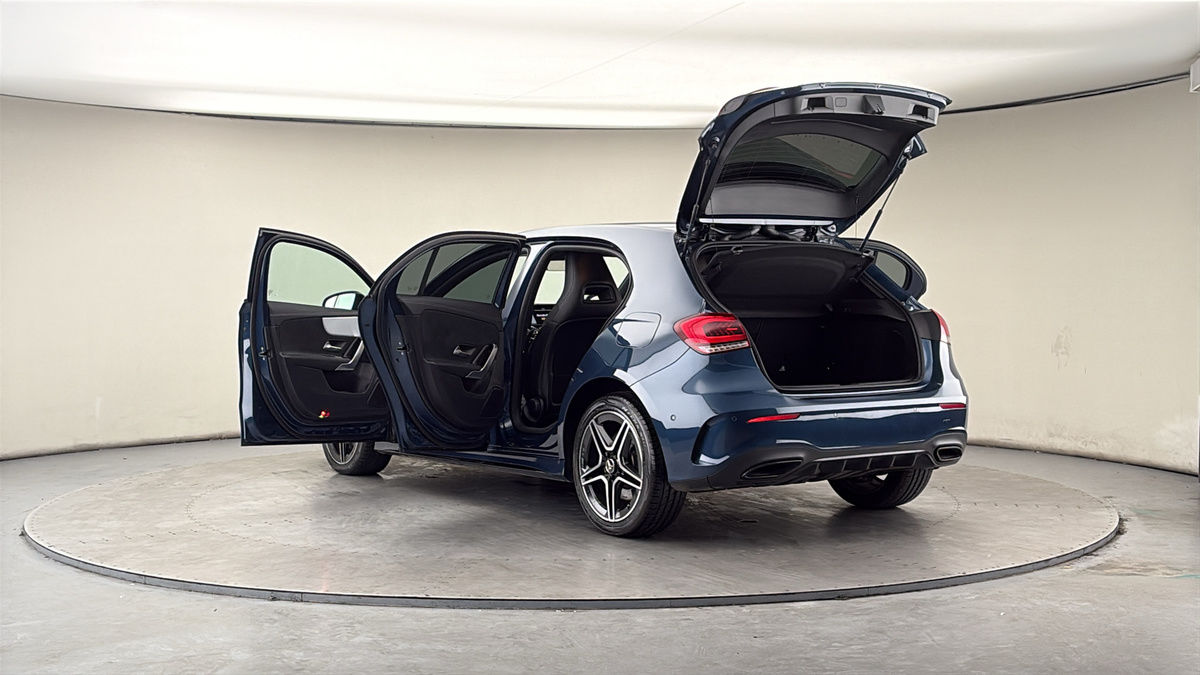 Mercedes-Benz A Class Image 23