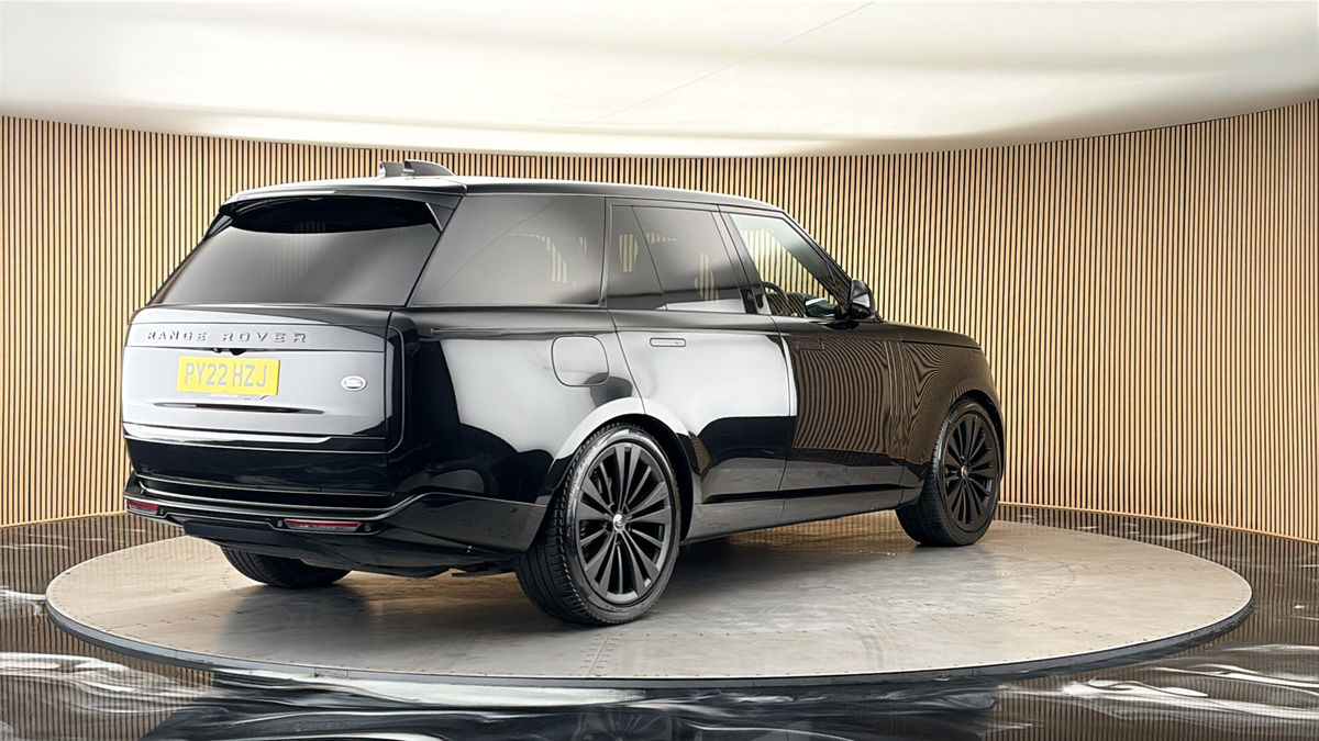 More views of Land Rover Range Rover