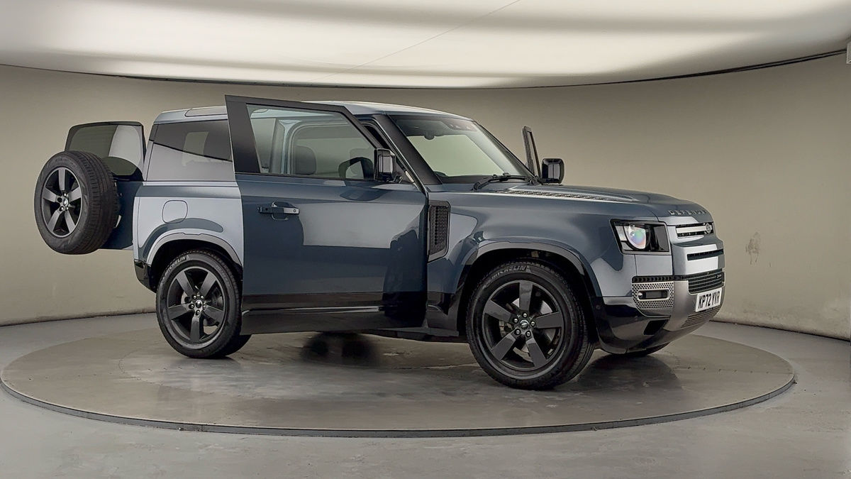 More views of Land Rover Defender 90