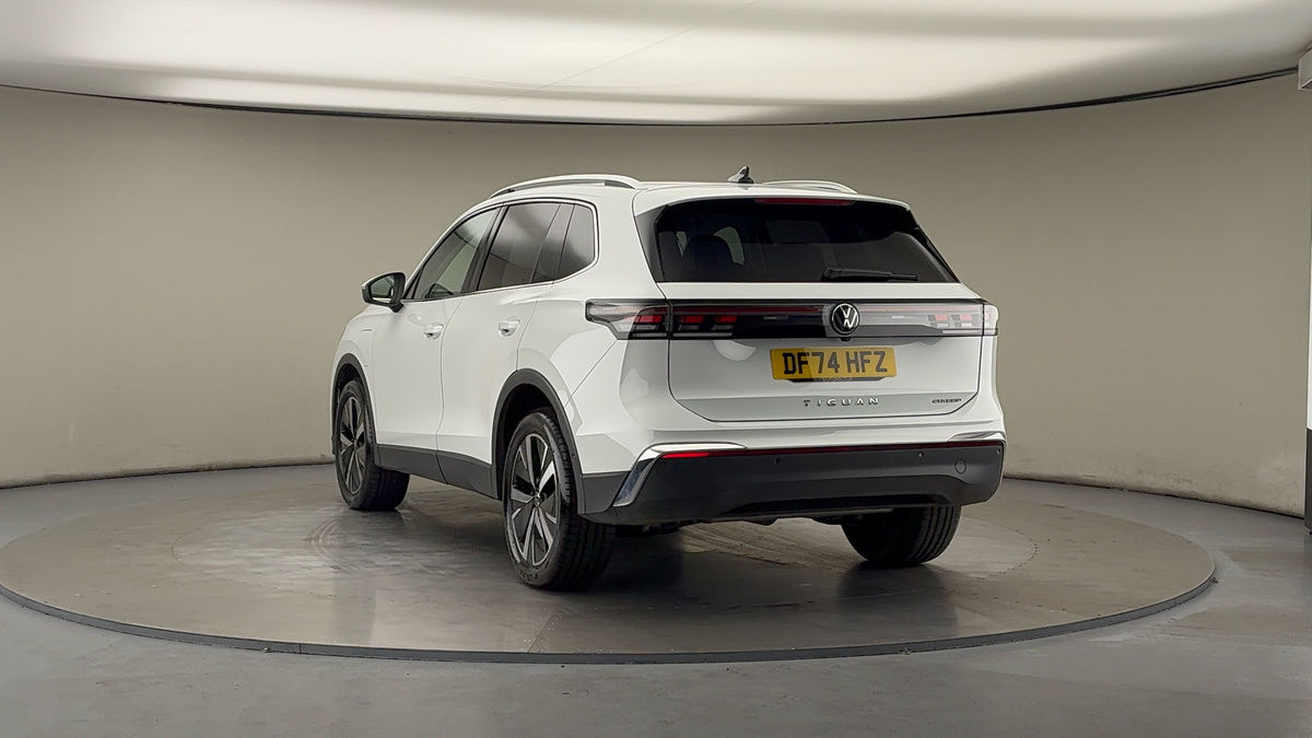 More views of Volkswagen Tiguan