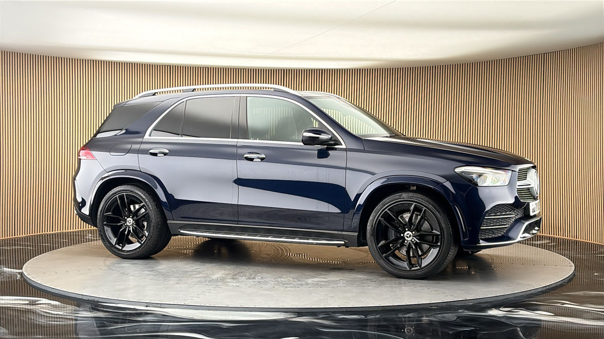 More views of Mercedes-Benz GLE