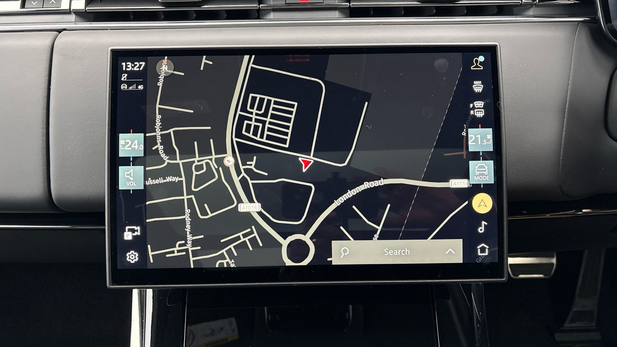 Land Rover Range Rover Sport Image 17