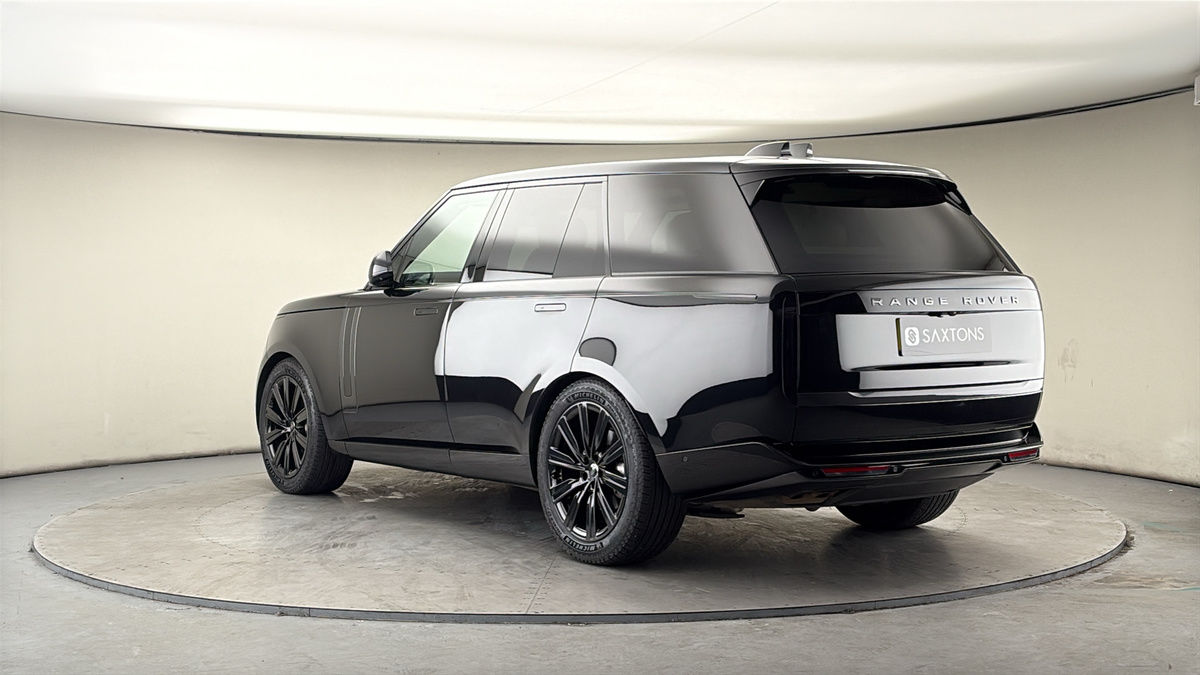 Land Rover Range Rover Image 2