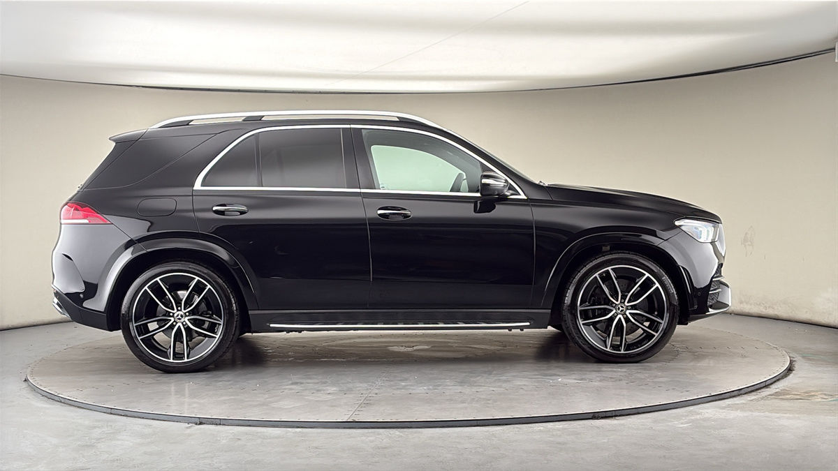 Mercedes-Benz GLE Image 16