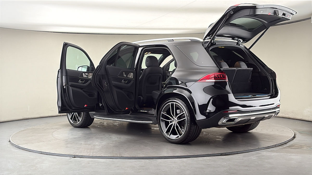 More views of Mercedes-Benz GLE