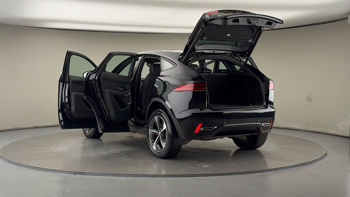 Jaguar E-PACE Image 23