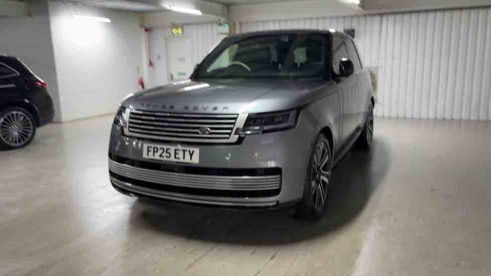 More views of Land Rover Range Rover