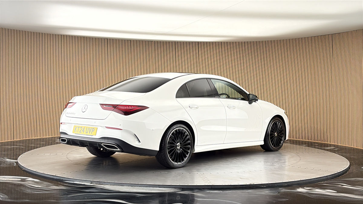 Mercedes-Benz CLA Image 21