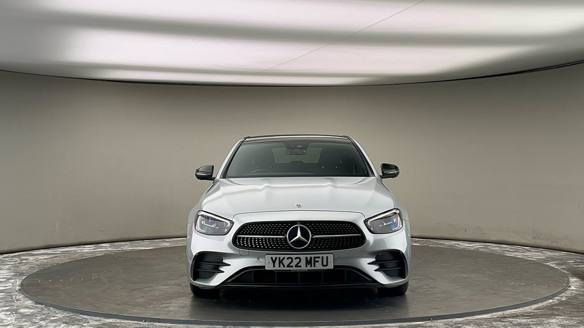 Mercedes-Benz E Class Image 3