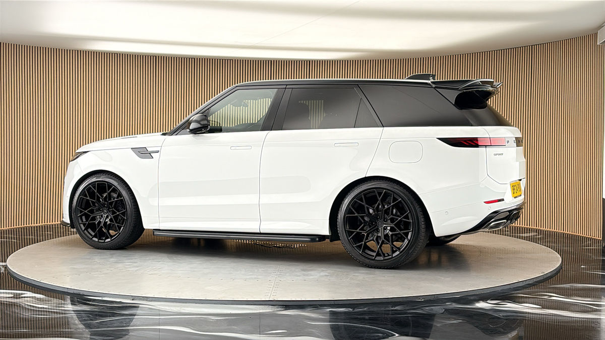 More views of Land Rover Range Rover Sport