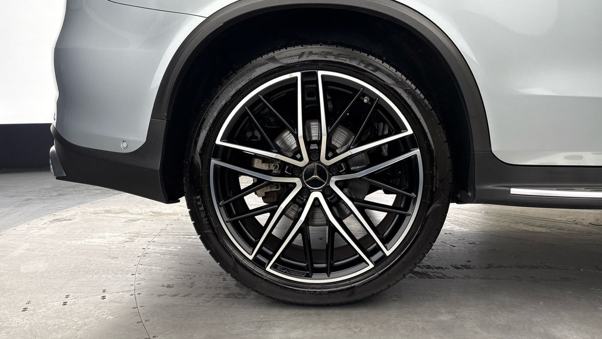 Mercedes-Benz GLC Image 10