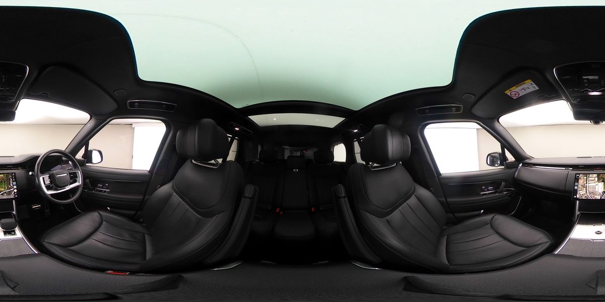 More views of Land Rover Range Rover