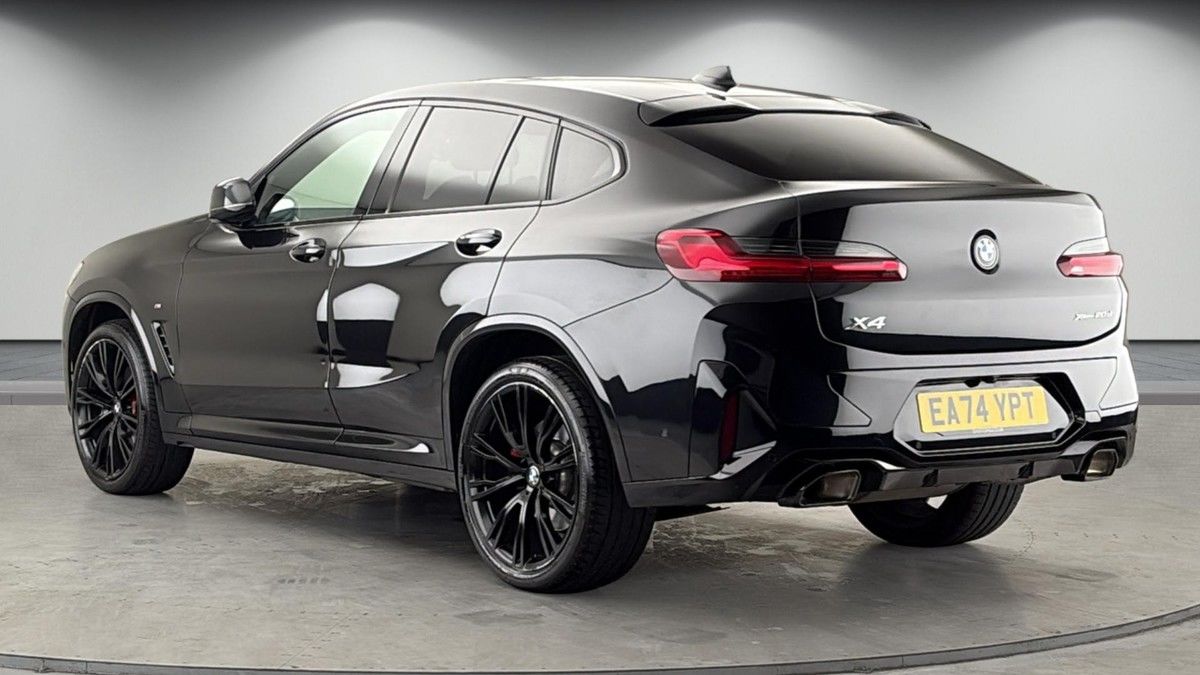 BMW X4 Image 2