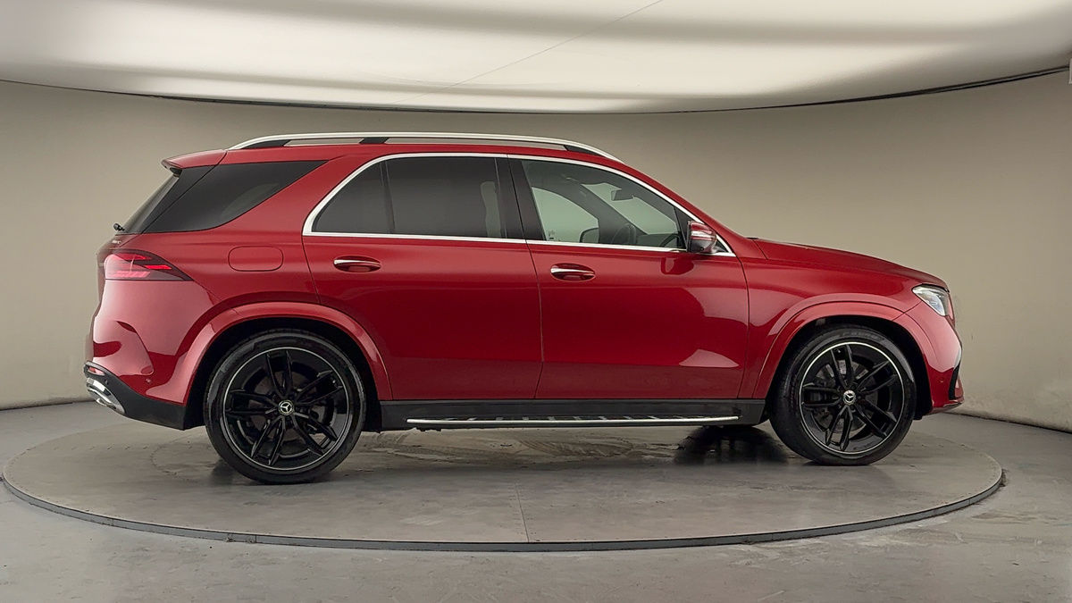 More views of Mercedes-Benz GLE