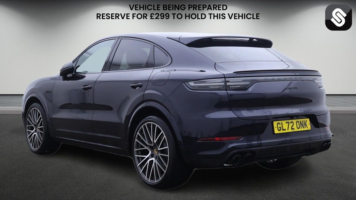 Porsche Cayenne Image 3