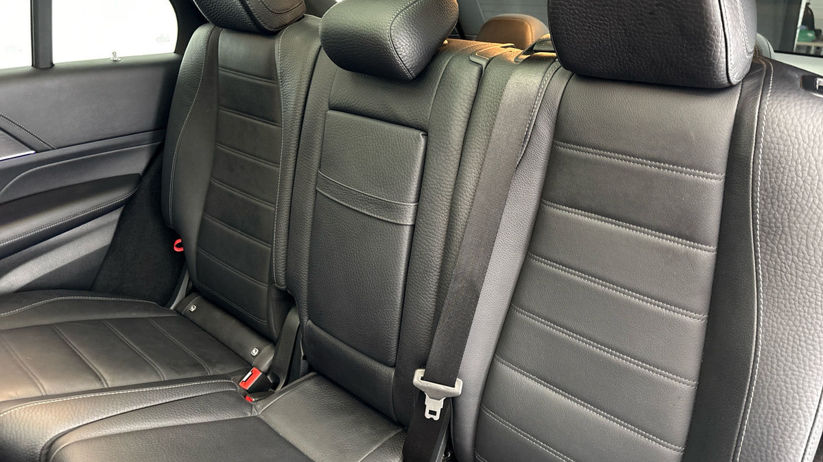 Mercedes-Benz GLE Image 8