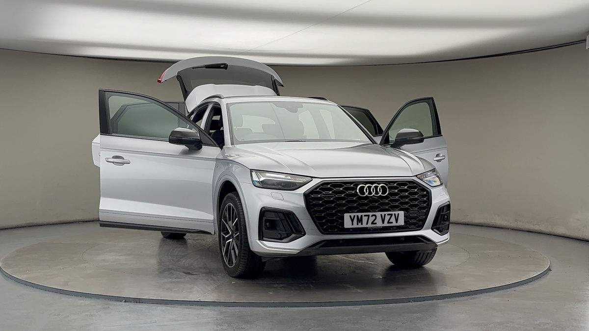 More views of Audi Q5