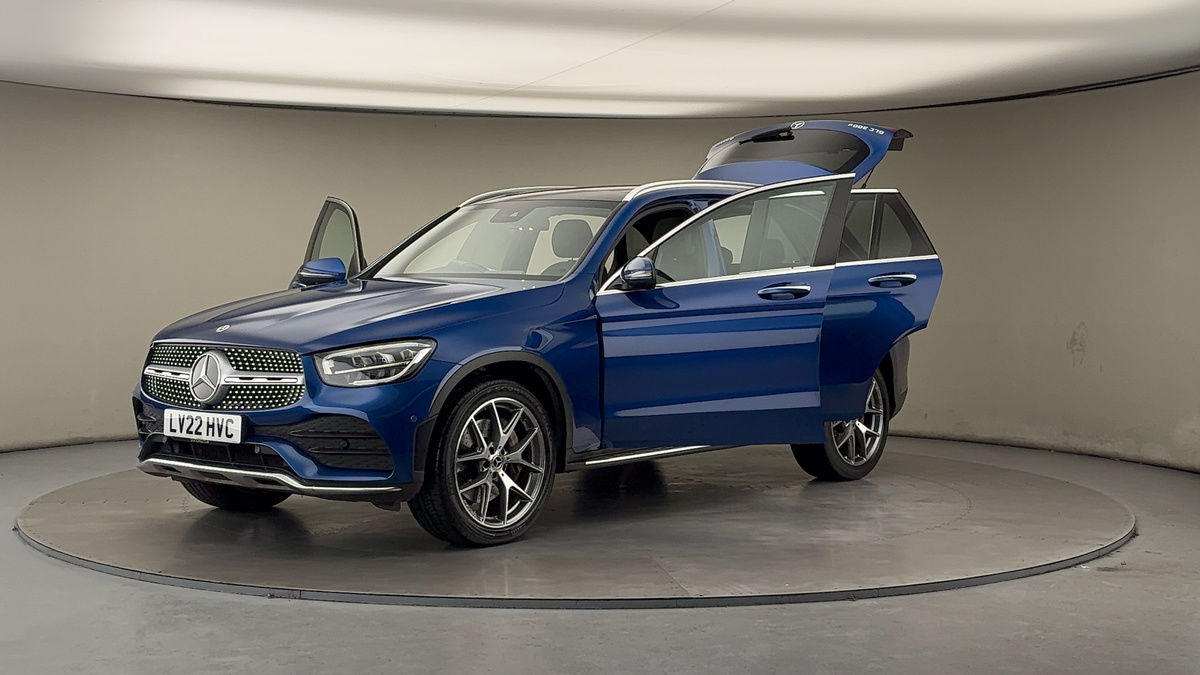 More views of Mercedes-Benz GLC