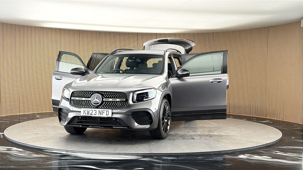 More views of Mercedes-Benz GLB