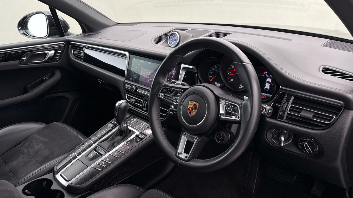 Porsche Macan Image 5